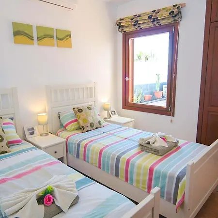 Casa Maderita * 普拉亚布兰卡